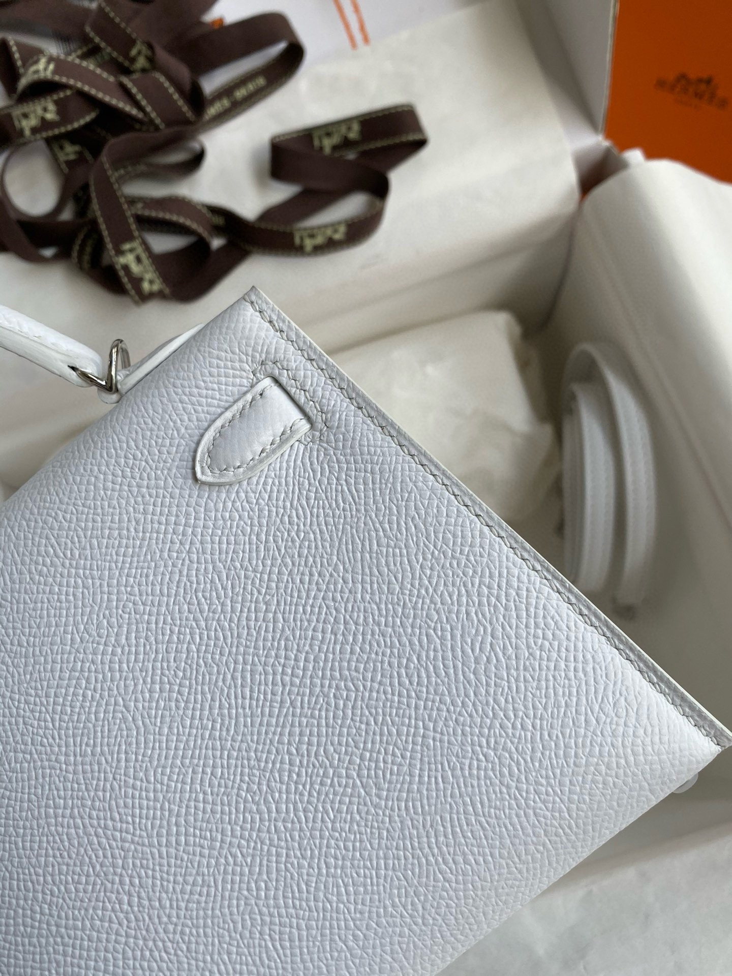 Hermes Kelly Mini II Sellier Handmade Bag In White Epsom Calfskin