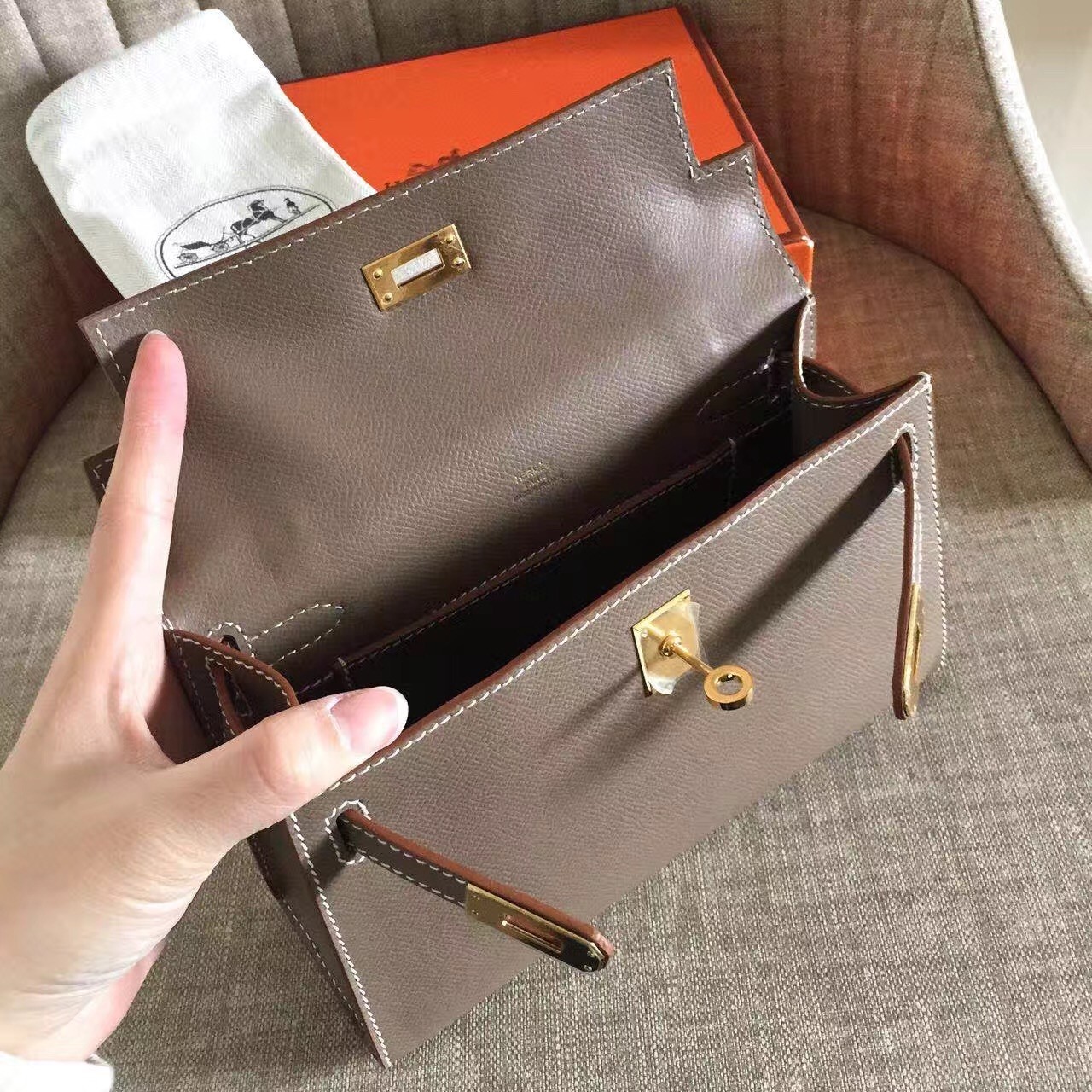 Hermes Taupe Kelly Pochette Epsom Handmade Bag