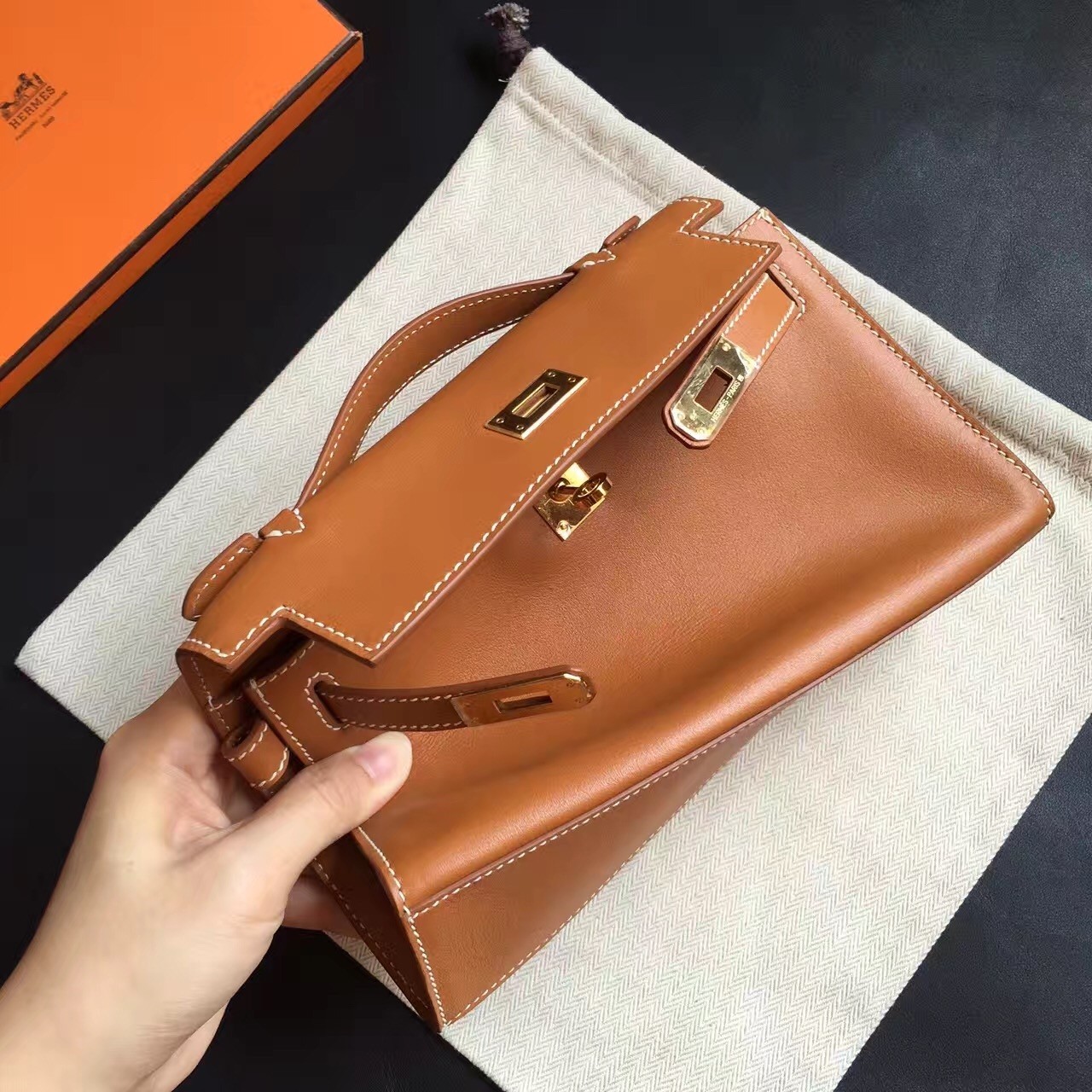 Hermes Gold Kelly Pochette Swift Handmade Bag