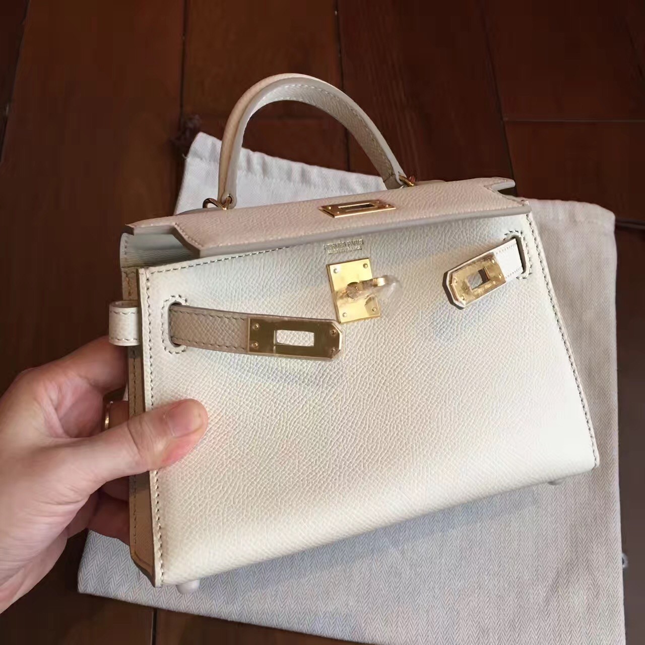 Hermes White Epsom Kelly Mini II Handmade Bag