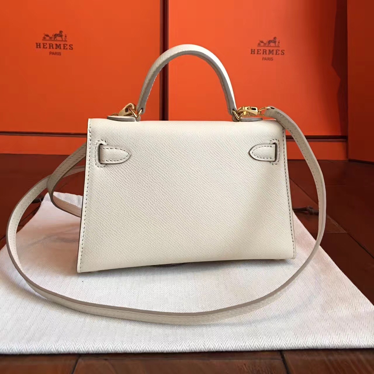 Hermes White Epsom Kelly Mini II Handmade Bag