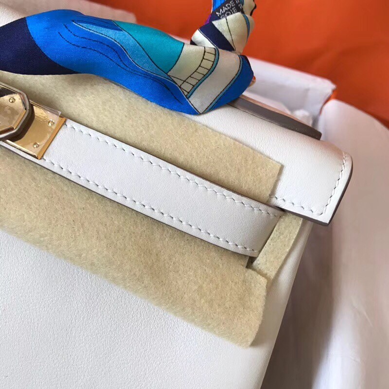 Hermes White Swift Kelly 28cm Handmade Bag