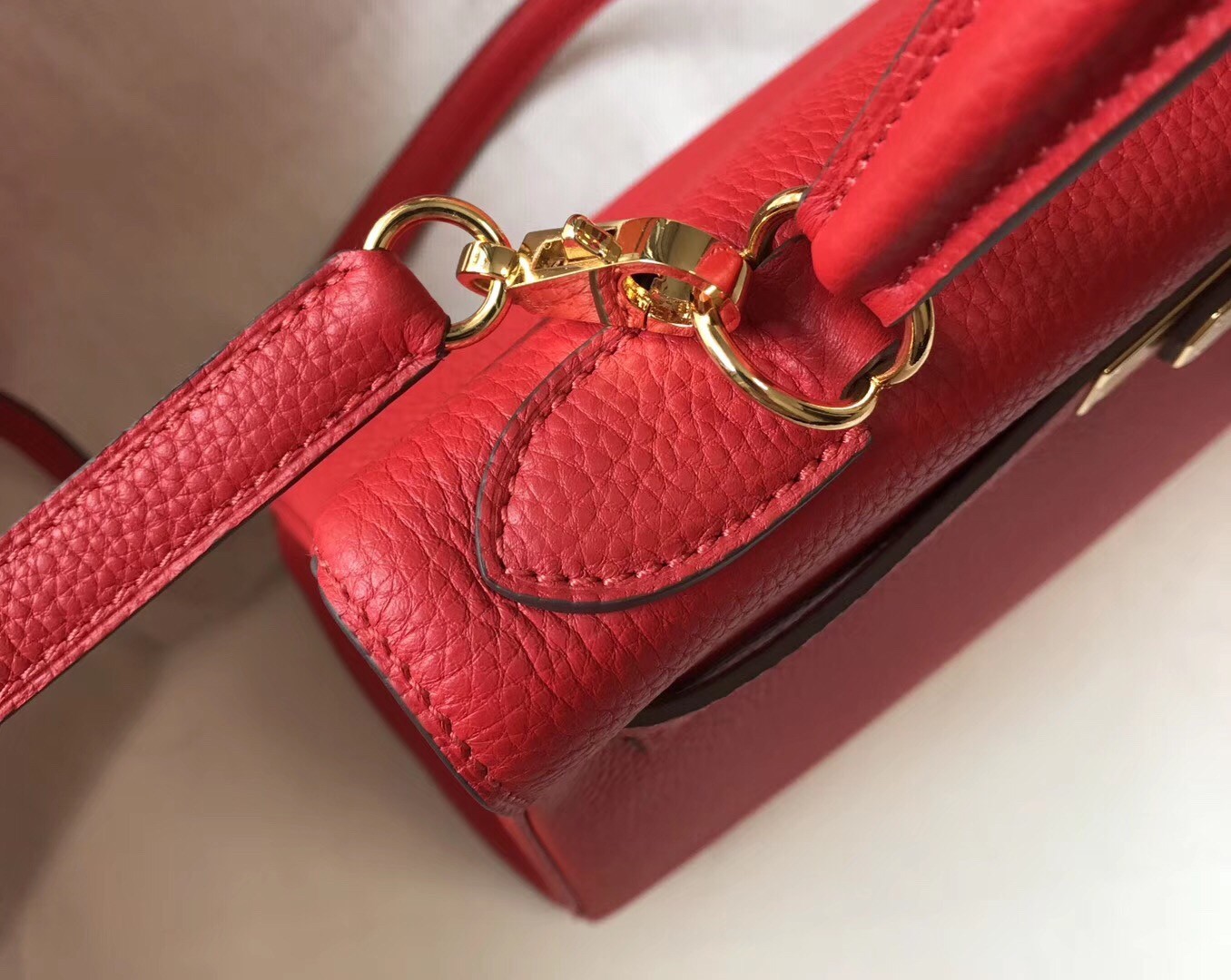 Hermes Red Clemence Kelly 28cm Bag