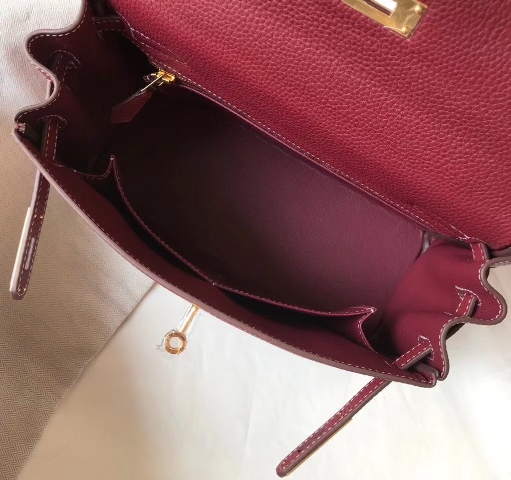 Hermes Bordeaux Clemence Kelly 25cm GHW Bag