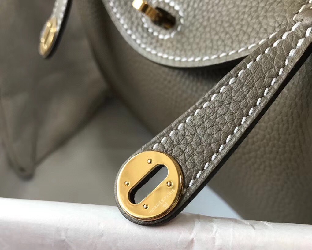 Hermes Mini Lindy Bag In Taupe Clemence Leather