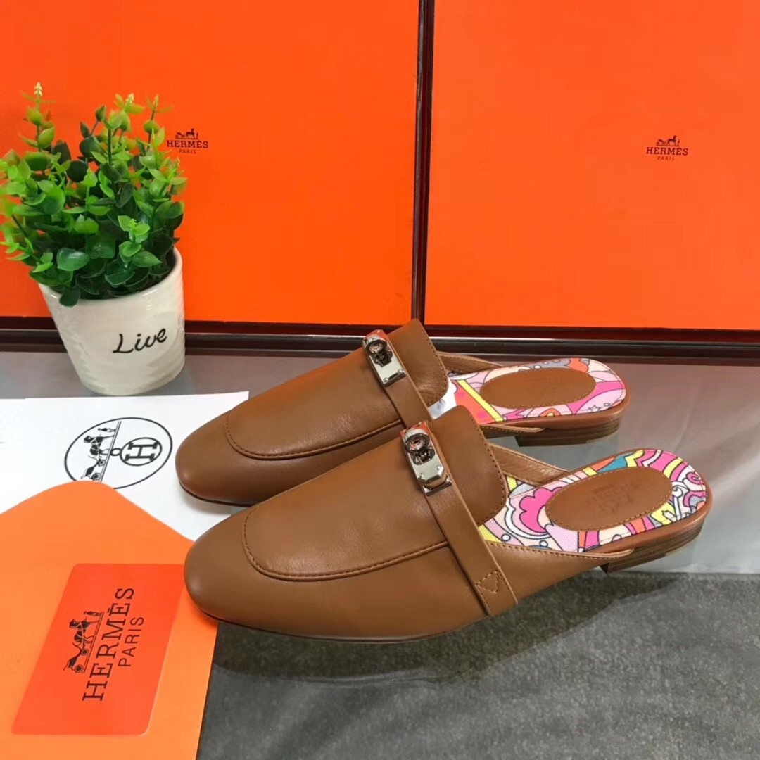 Hermes Oz Mule In Brown Leather