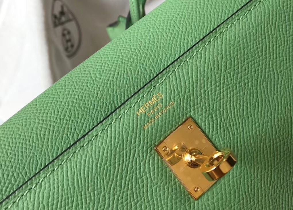 Hermes Vert Criquet Epsom Kelly 28cm Sellier Bag GHW