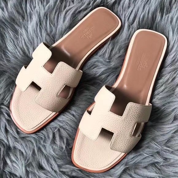 Hermes Oran Sandals In Beton Clemence Leather