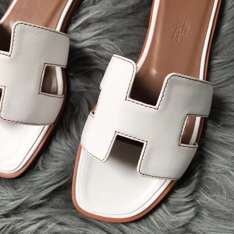 Hermes Oran Sandals In White Swift Leather