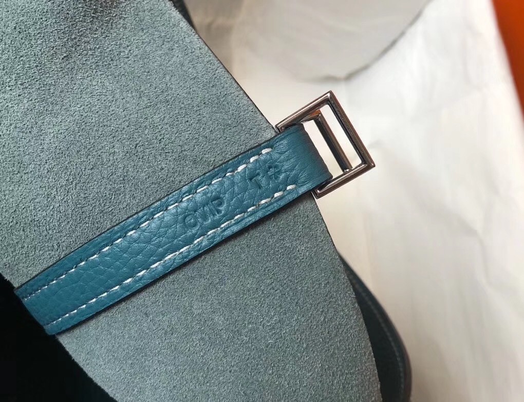 Hermes Picotin Lock 22 Bag In Blue Jean Clemence Leather