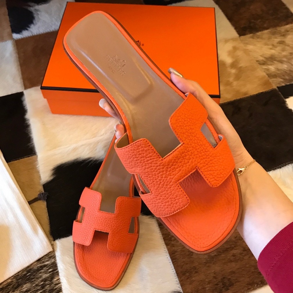 Hermes Oran Slide Sandals In Orange Clemence Leather