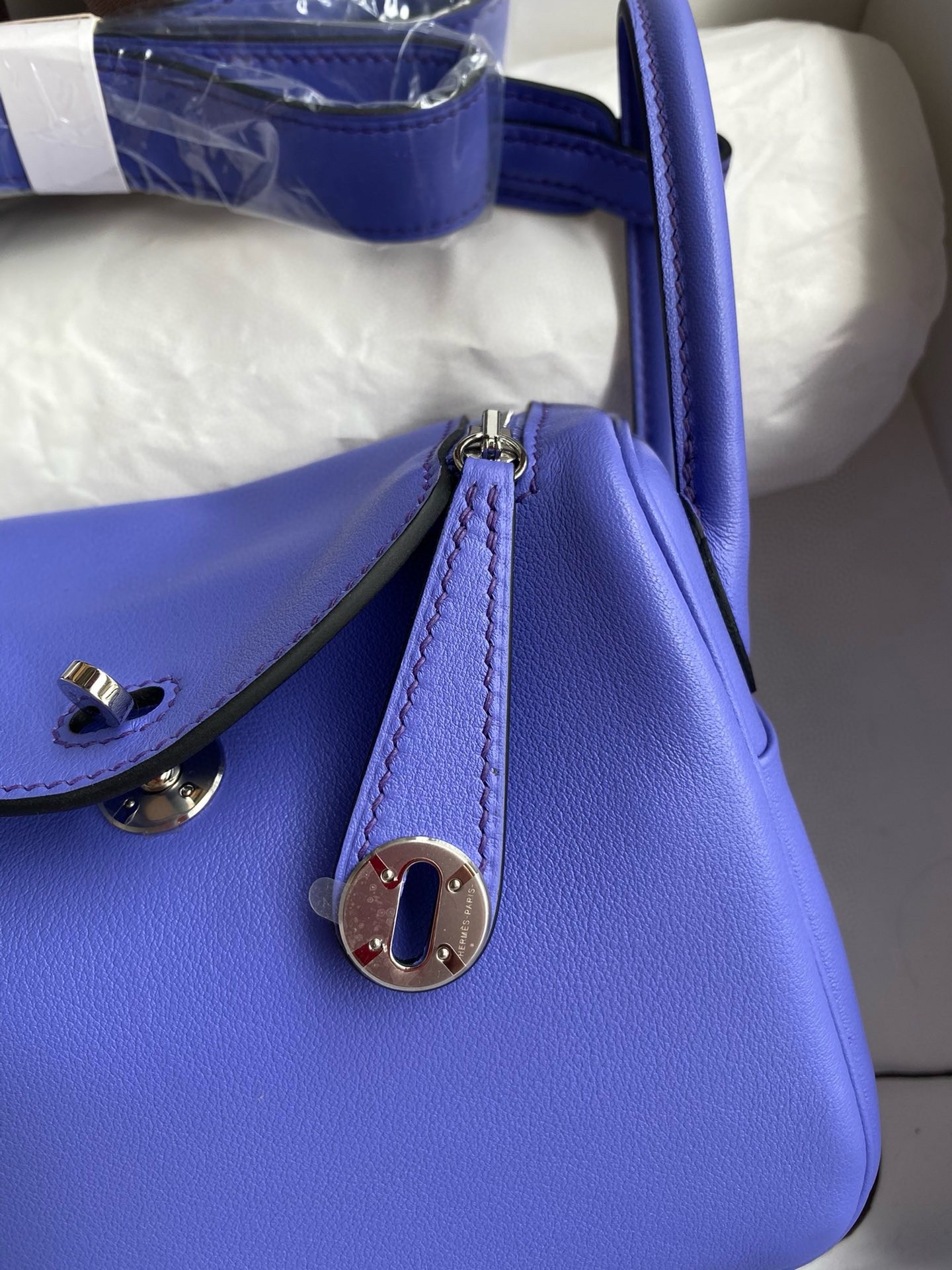 Hermes Mini Lindy Handmade Bag In Lilas Swift Leather