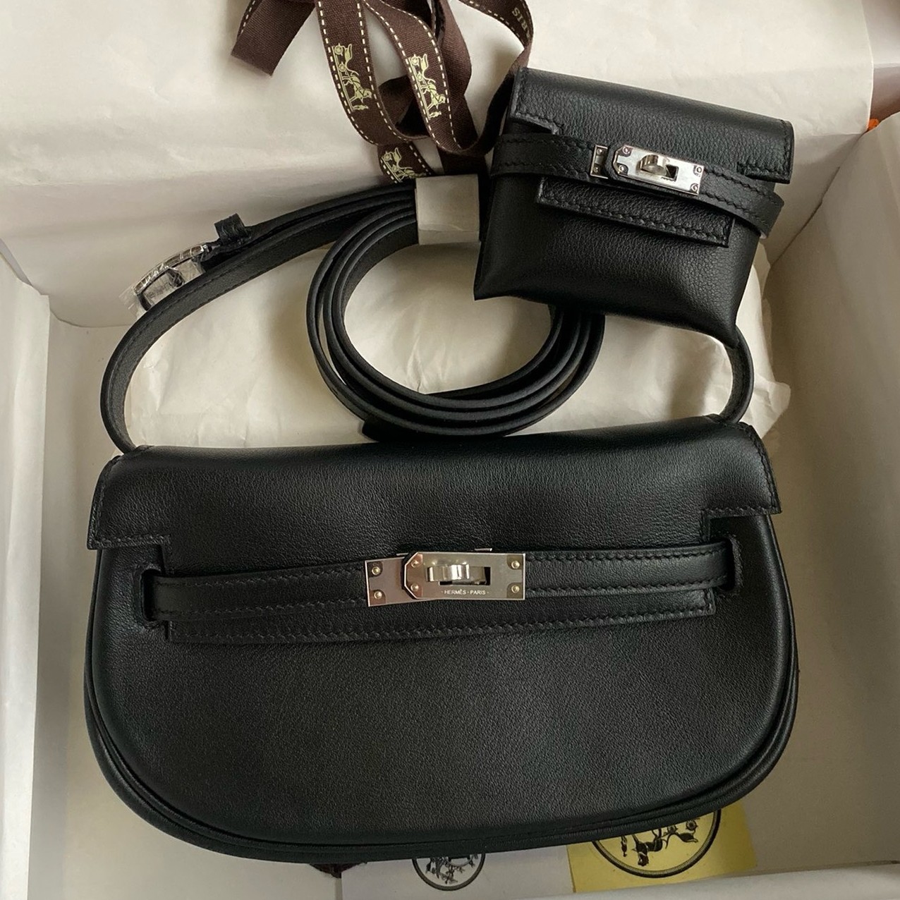 Hermès Kelly Moove Handmade Bag in Black Swift Calfskin