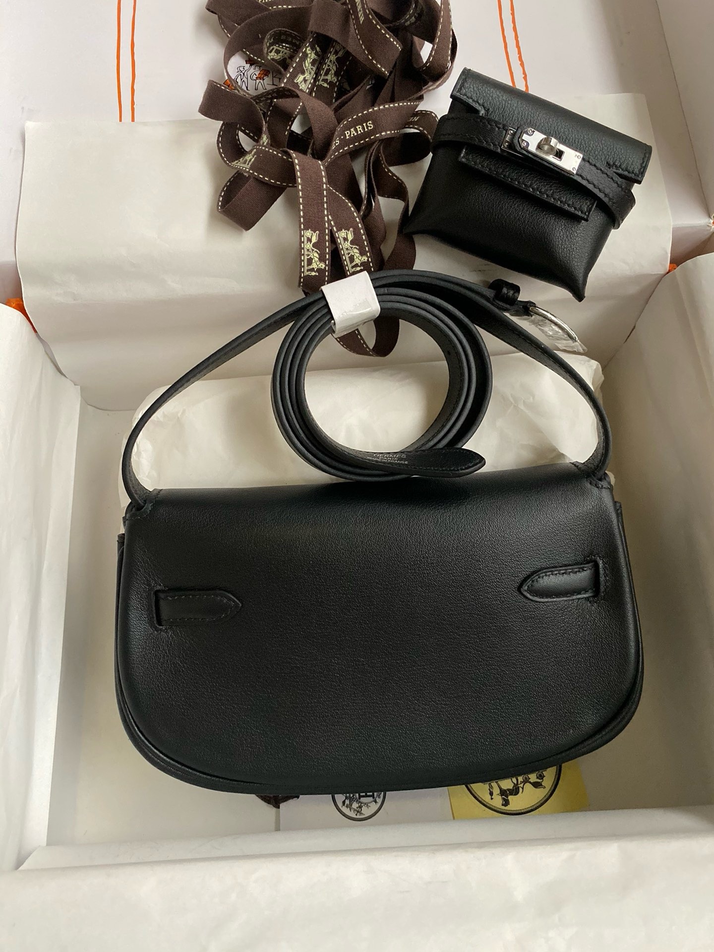 Hermès Kelly Moove Handmade Bag in Black Swift Calfskin