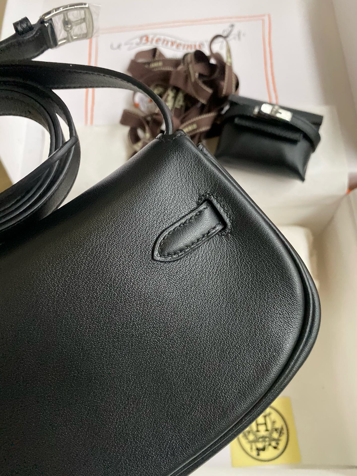 Hermès Kelly Moove Handmade Bag in Black Swift Calfskin