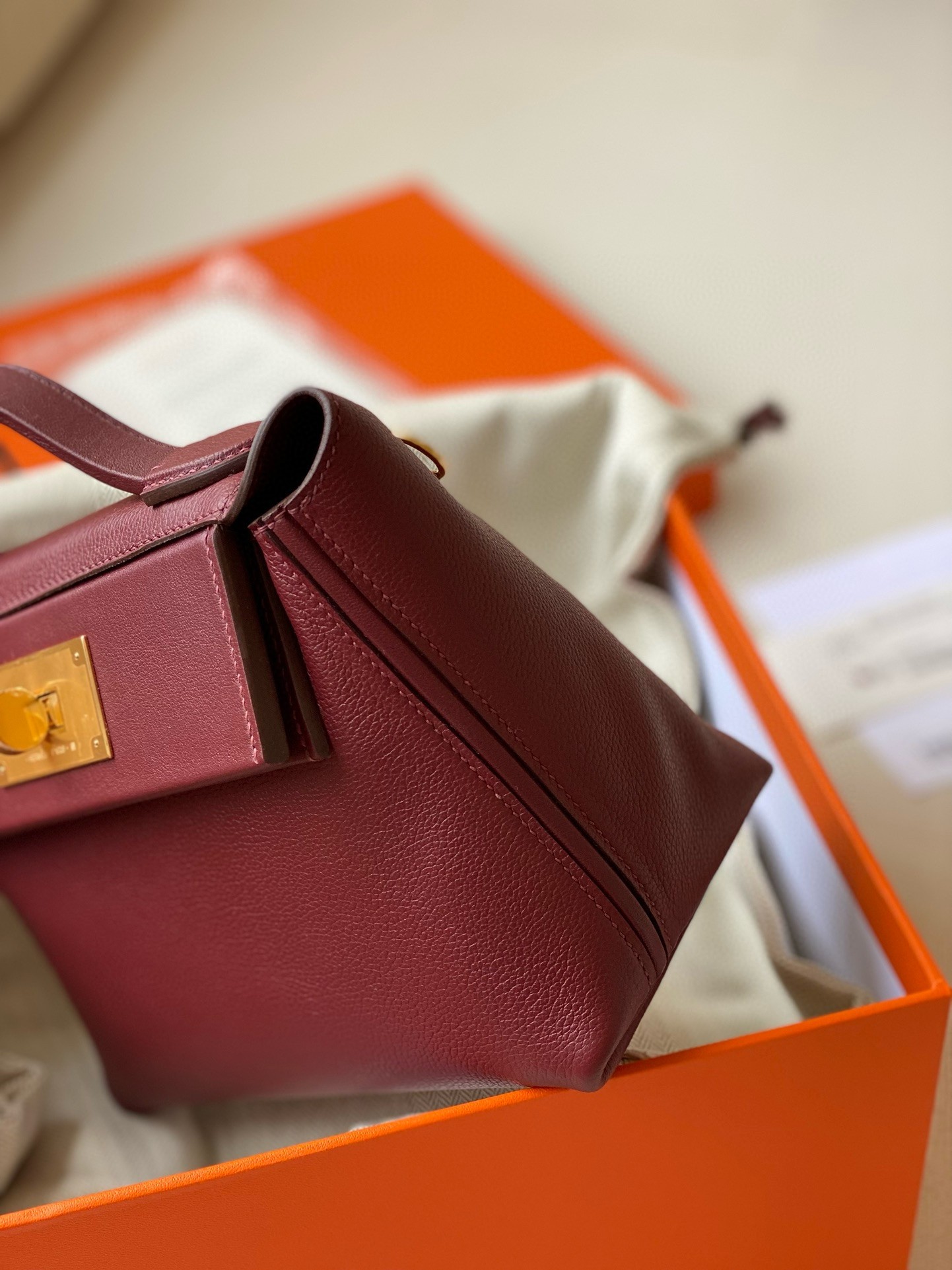 Hermes 24/24 Mini 21 Handmade Bag in Rouge H Evercolor Leather