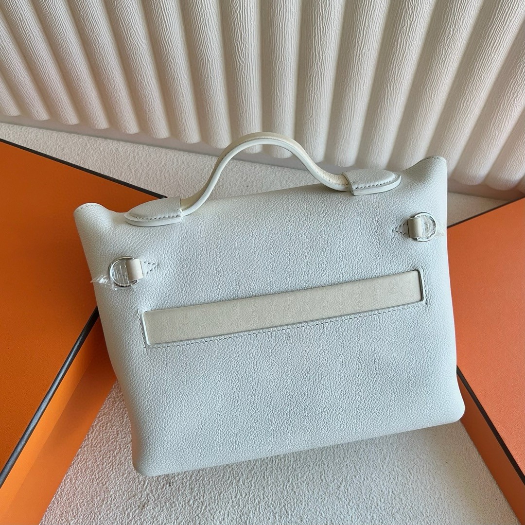 Hermes 24/24 Mini 21 Handmade Bag in White Evercolor Leather