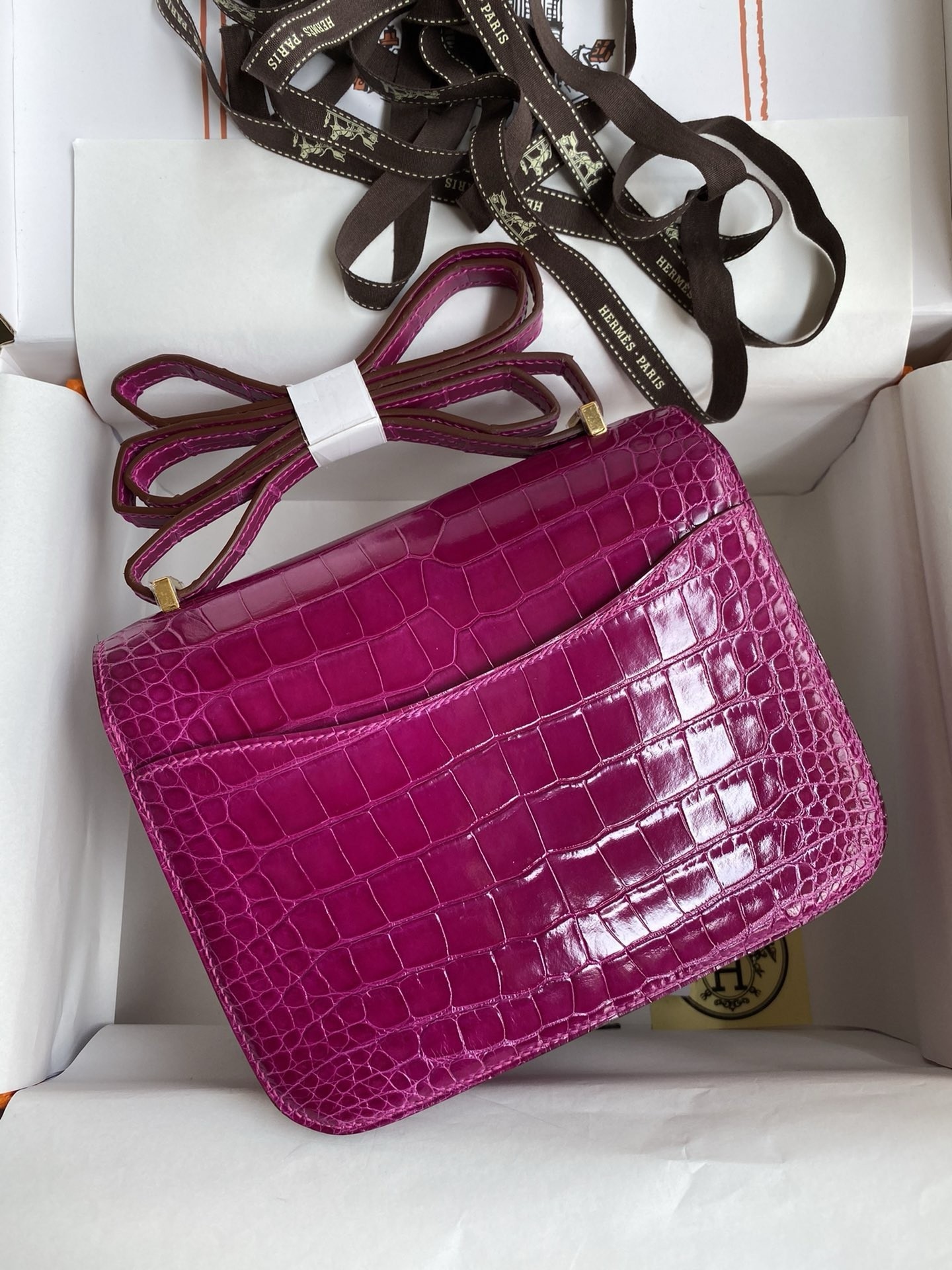 Hermes Constance 18 Handmade Bag in Rose Scheherazade Shiny Alligator Leather