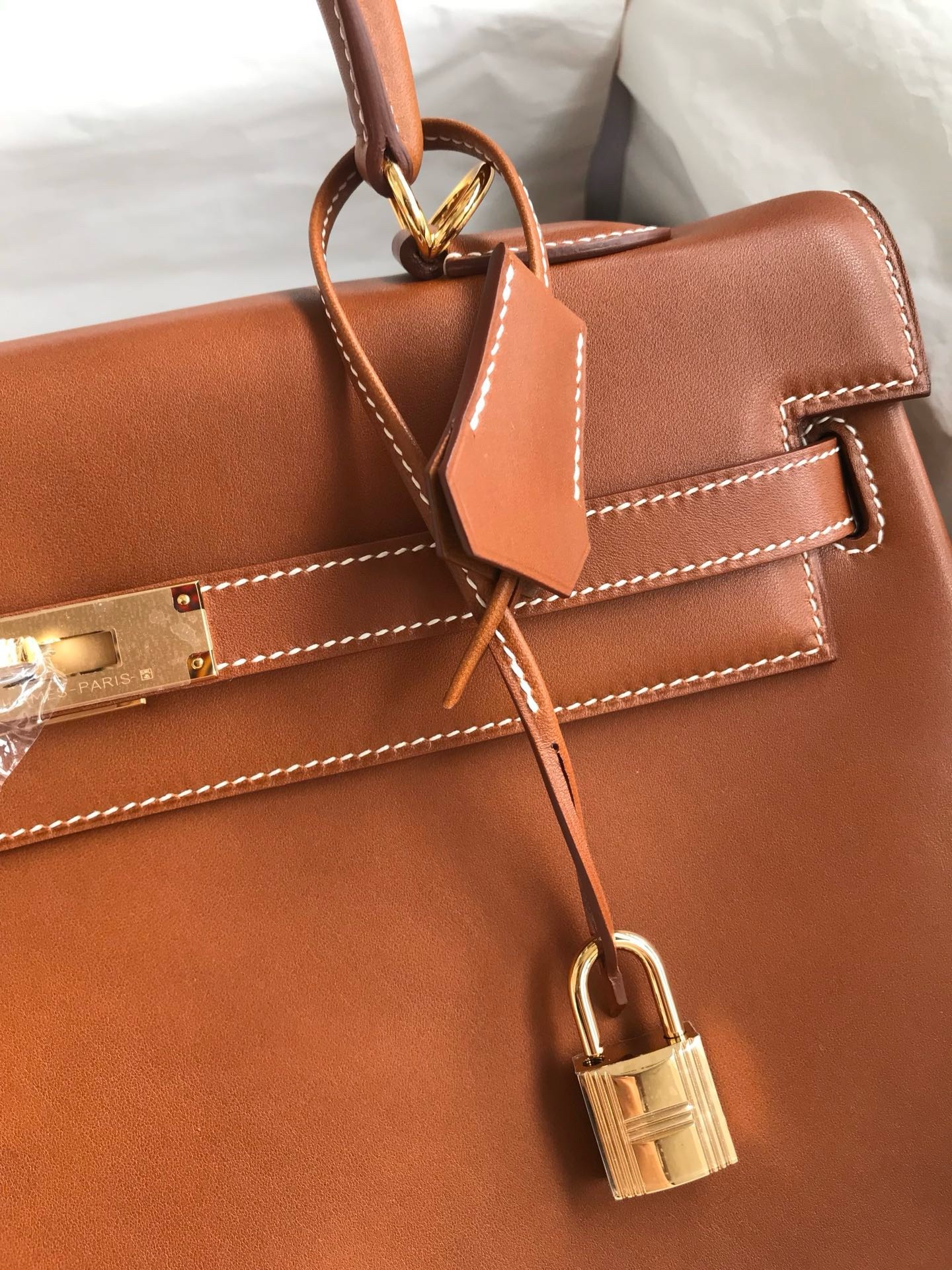 Hermes Kelly Retourne 35 Handmade Bag in Gold Barenia Calfskin