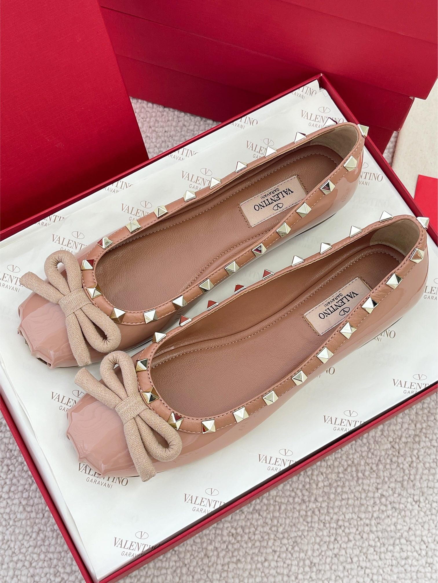 Valentino Rockstud Ballerina In Rose Cannelle Patent Leather