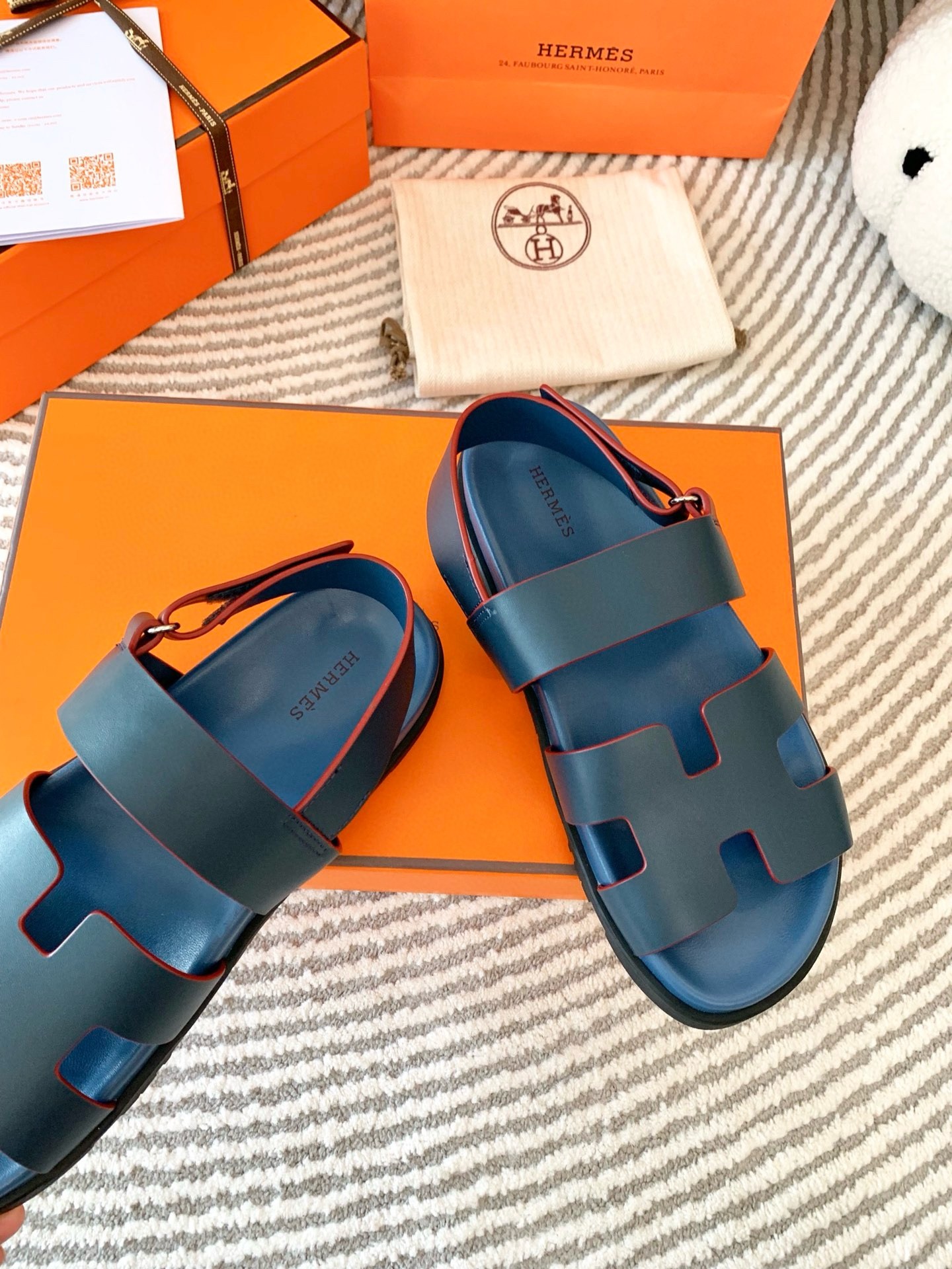 Hermes Men's Genius Sandals In Blue Calfskin