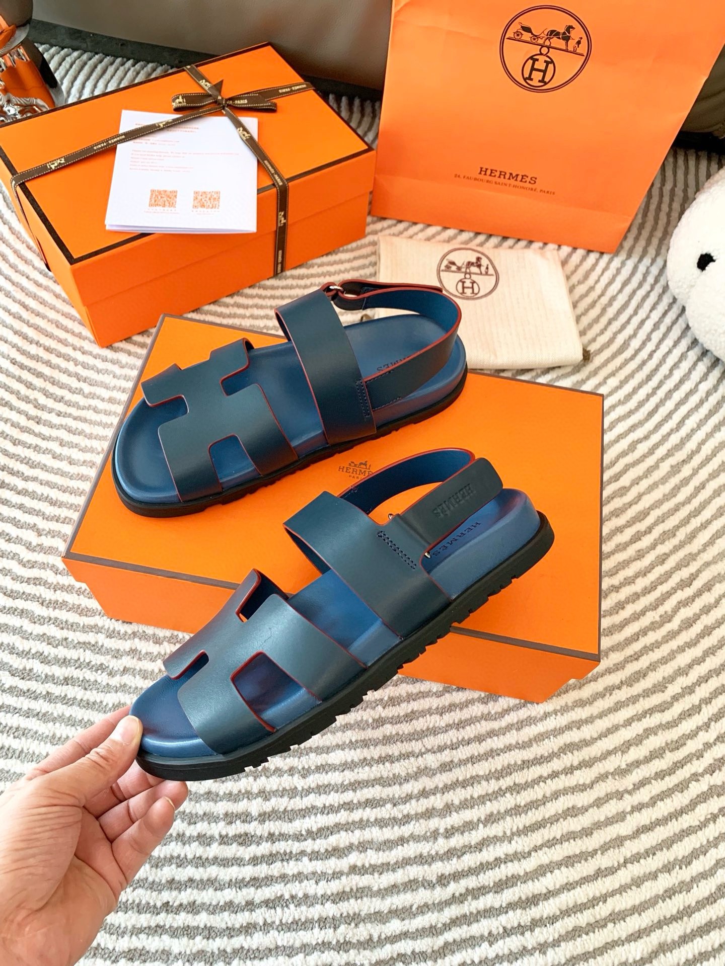 Hermes Men's Genius Sandals In Blue Calfskin