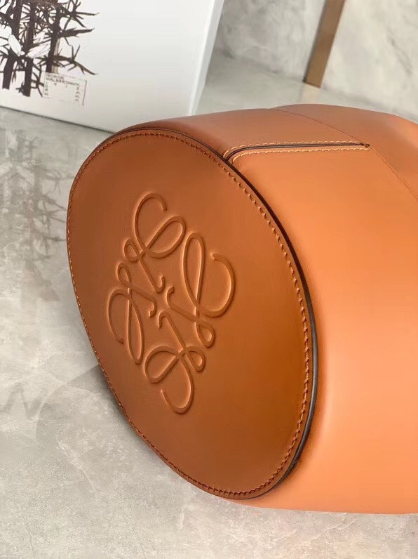 Loewe Small Balloon Bucket Bag In Camel Calfskin