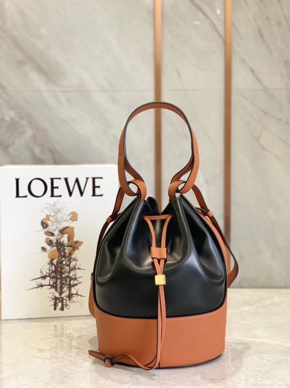 Loewe Medium Balloon Bucket Bag In Black/Tan Calfskin