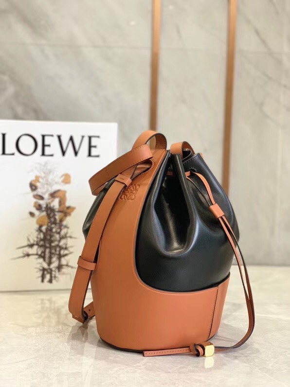 Loewe Medium Balloon Bucket Bag In Black/Tan Calfskin