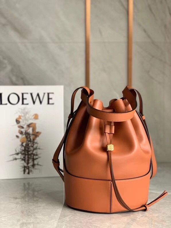 Loewe Medium Balloon Bucket Bag In Camel Calfskin