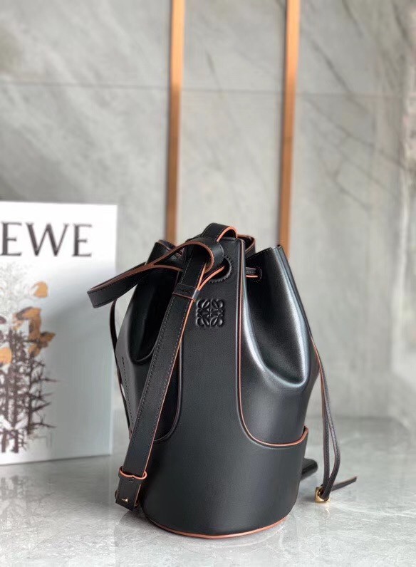 Loewe Medium Balloon Bucket Bag In Black Calfskin