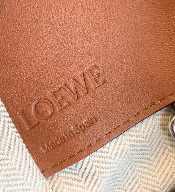 Loewe Medium Hammock Bag In Pink/Milk/Tan Calfskin