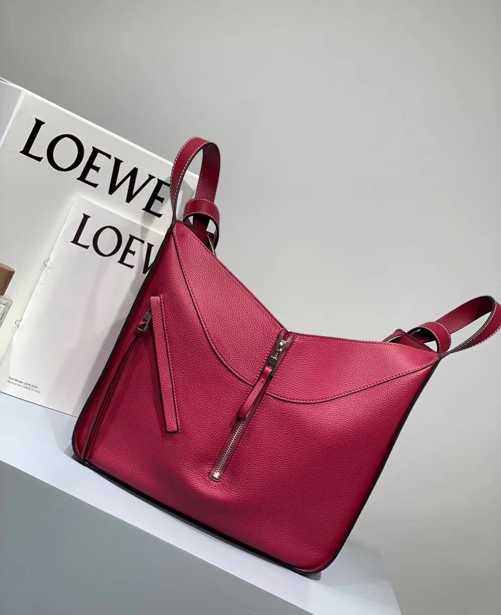 Loewe Medium Hammock Bag In Red Leather