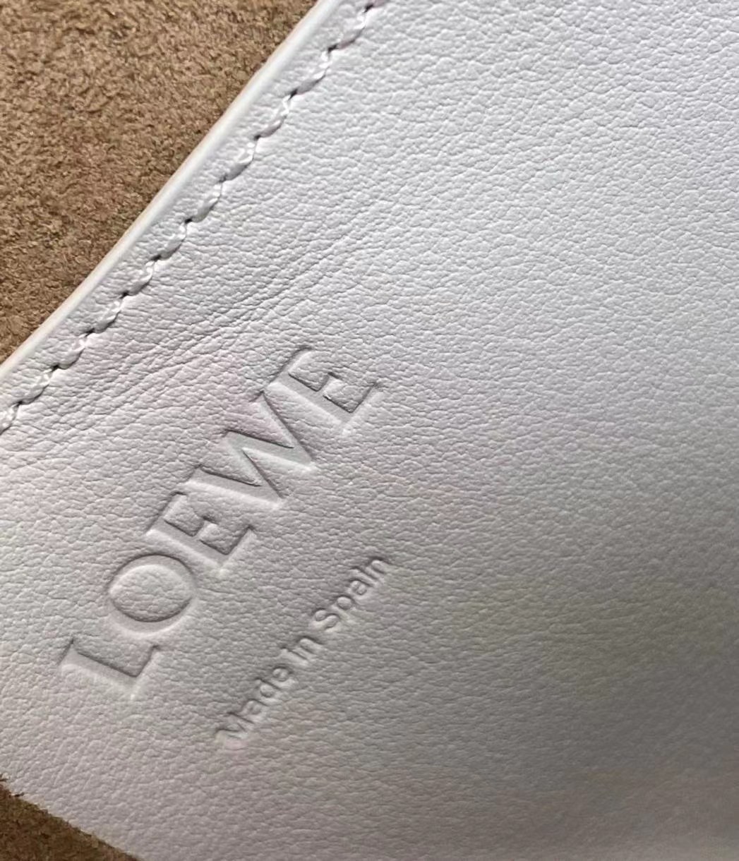 Loewe Hammock Nugget Bag In White Calfskin