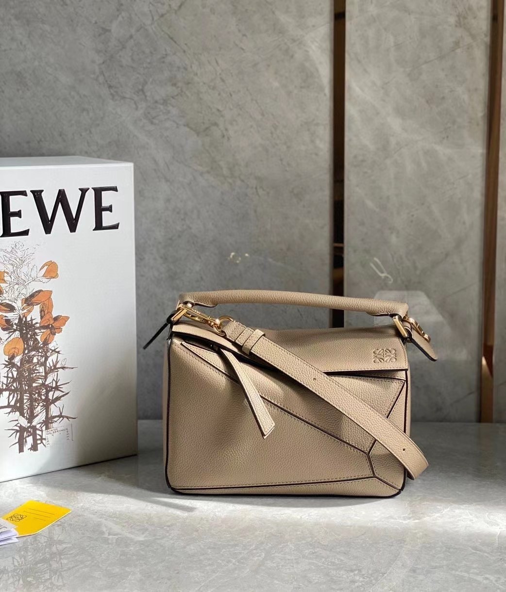 Loewe Puzzle Small Bag In Sandy Grained Leather