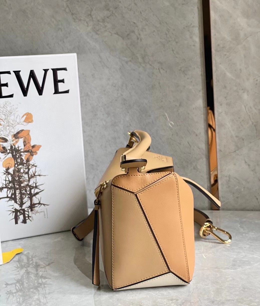 Loewe Puzzle Small Bag In Dune/Warm Desert Calfskin