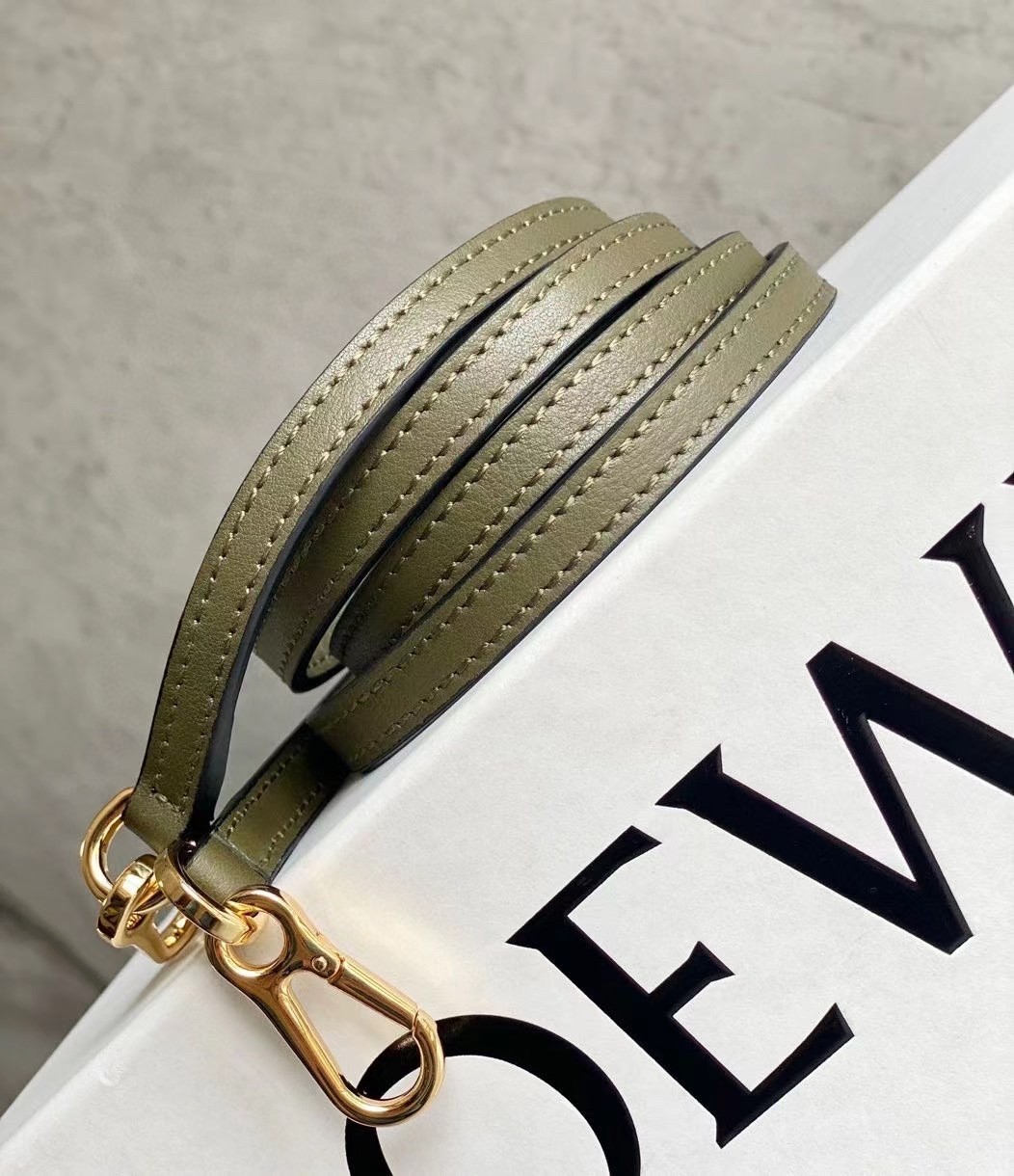 Loewe Puzzle Mini Bag In Green/Oat Calfskin