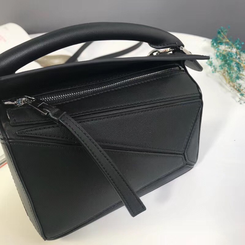 Loewe Mini Puzzle Bag In Black Calfskin Leather