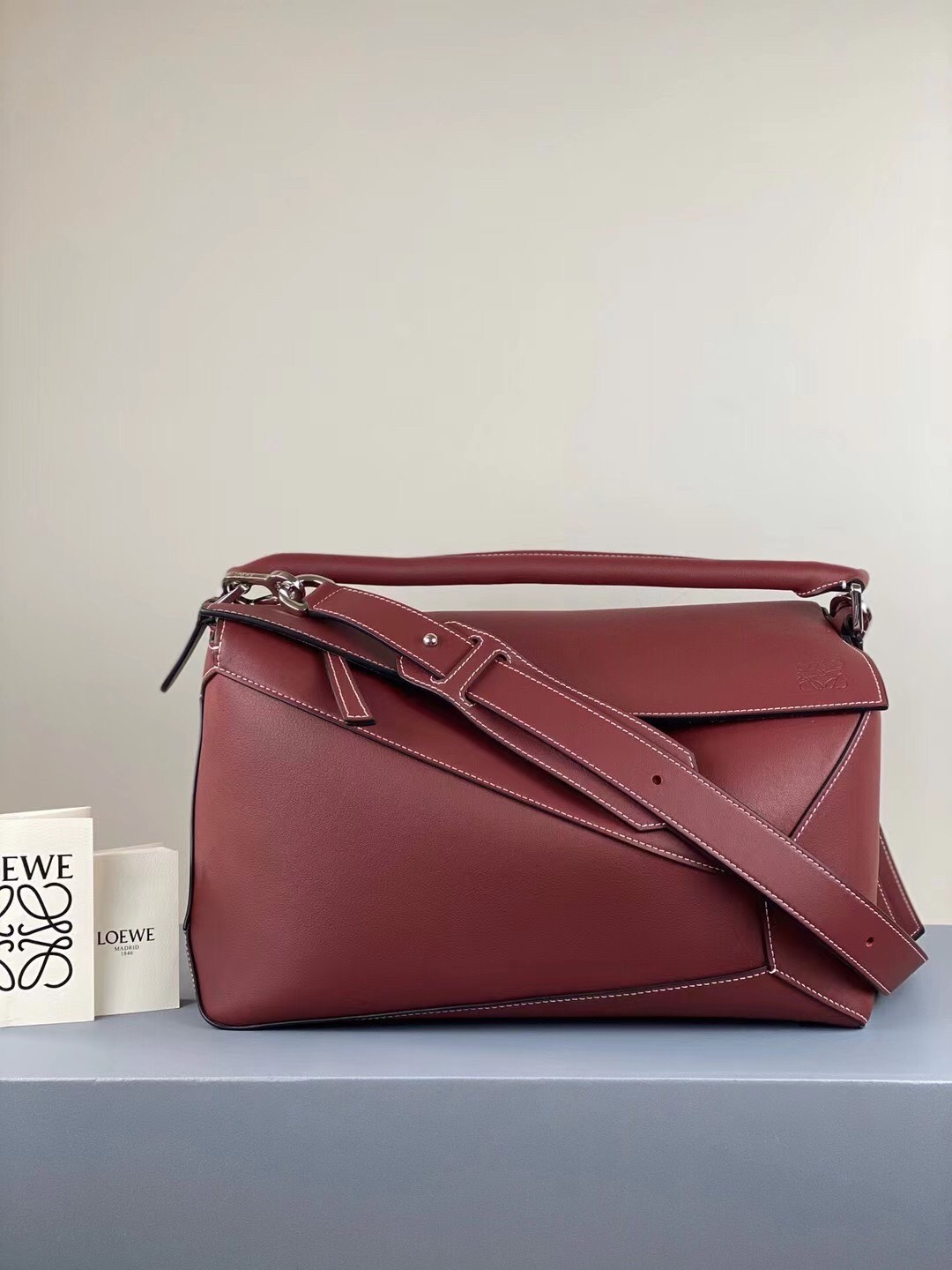 Loewe Large Puzzle Bag In Bordeaux Calfskin