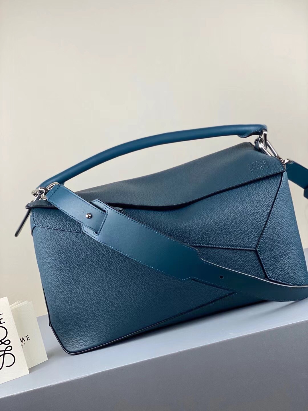 Loewe Large Puzzle Bag In Blue Grained Leather