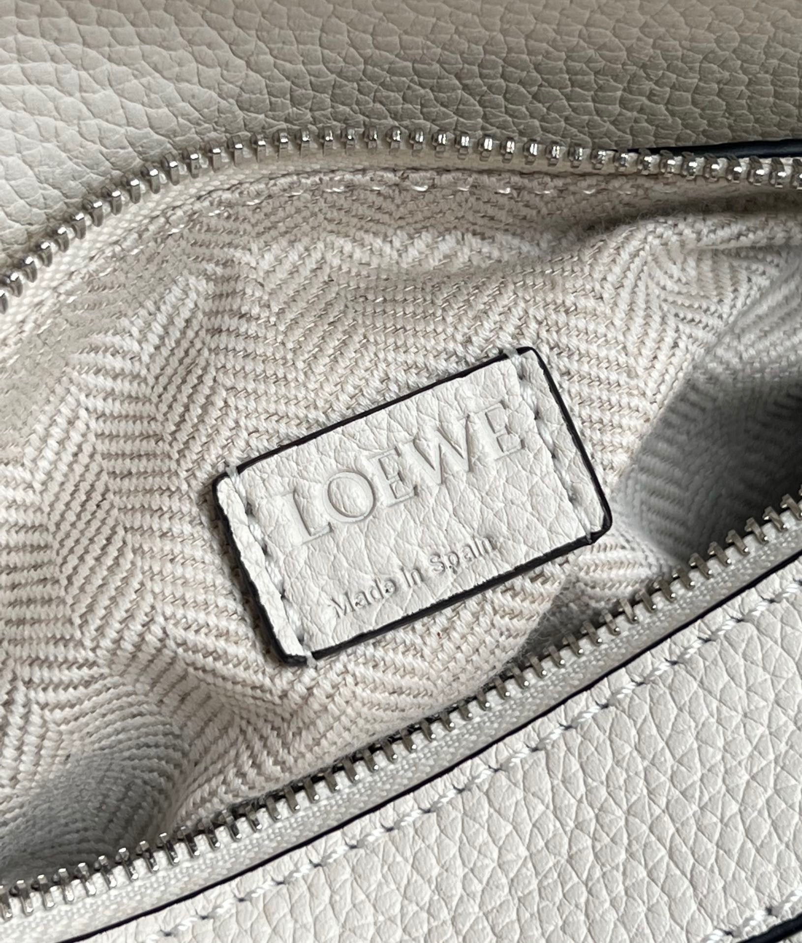 Loewe Puzzle Mini Bag In White Grained Calfskin