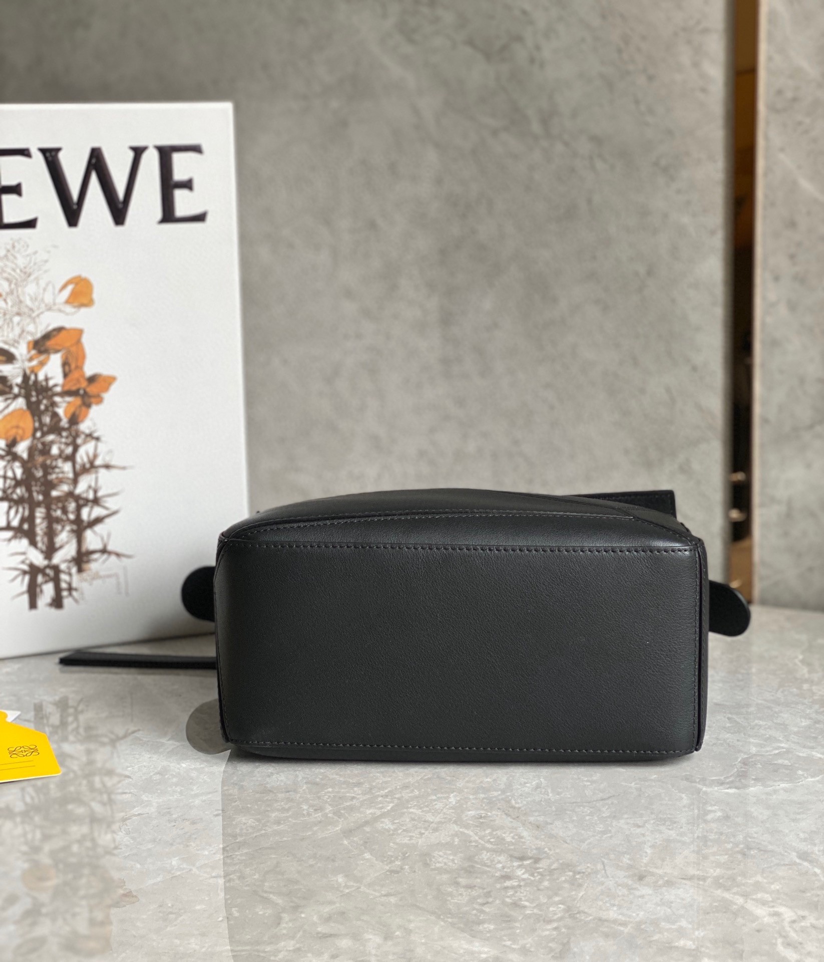 Loewe Puzzle Small Bag In Noir Classic Calfskin