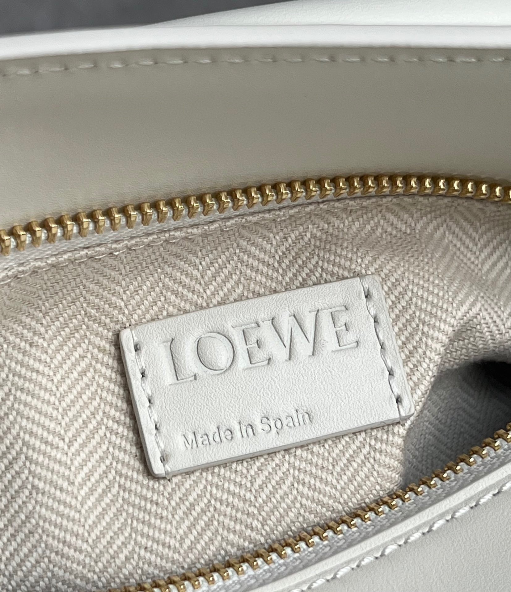 Loewe Puzzle Edge Small Bag In White Satin Calfskin