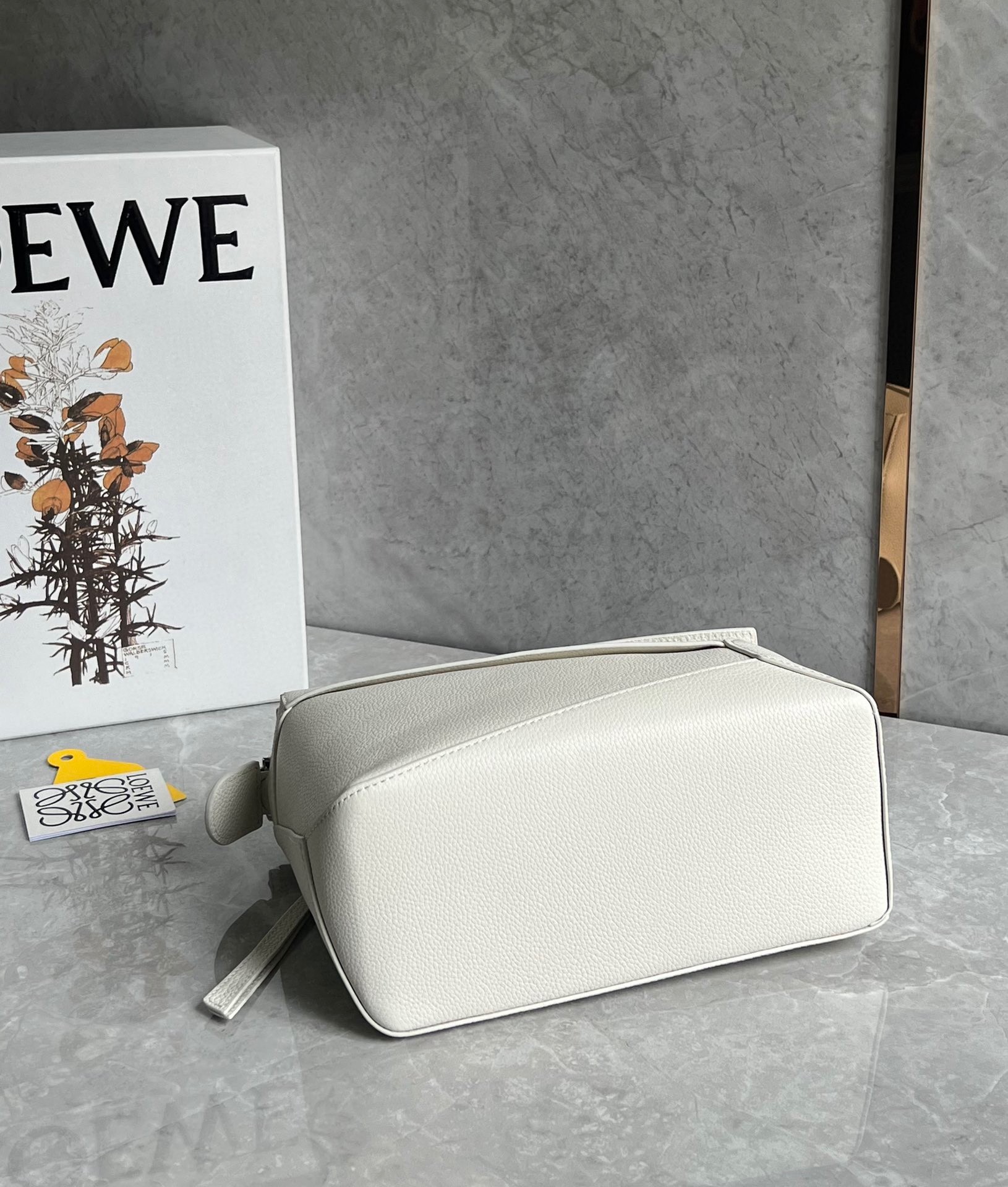 Loewe Puzzle Small Bag In White Grained Leather