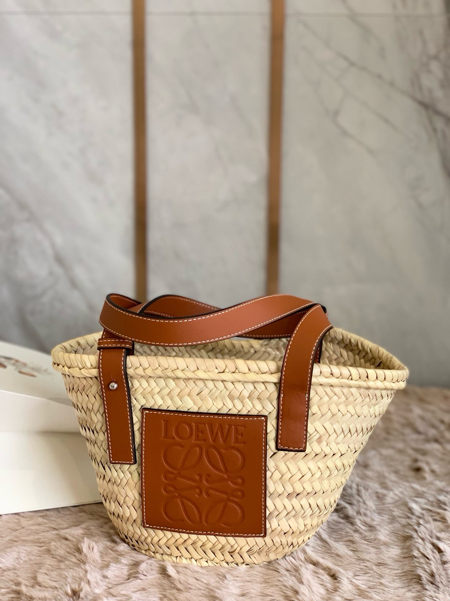 Loewe Small Basket Bag in Raffia and Brown Calfskin