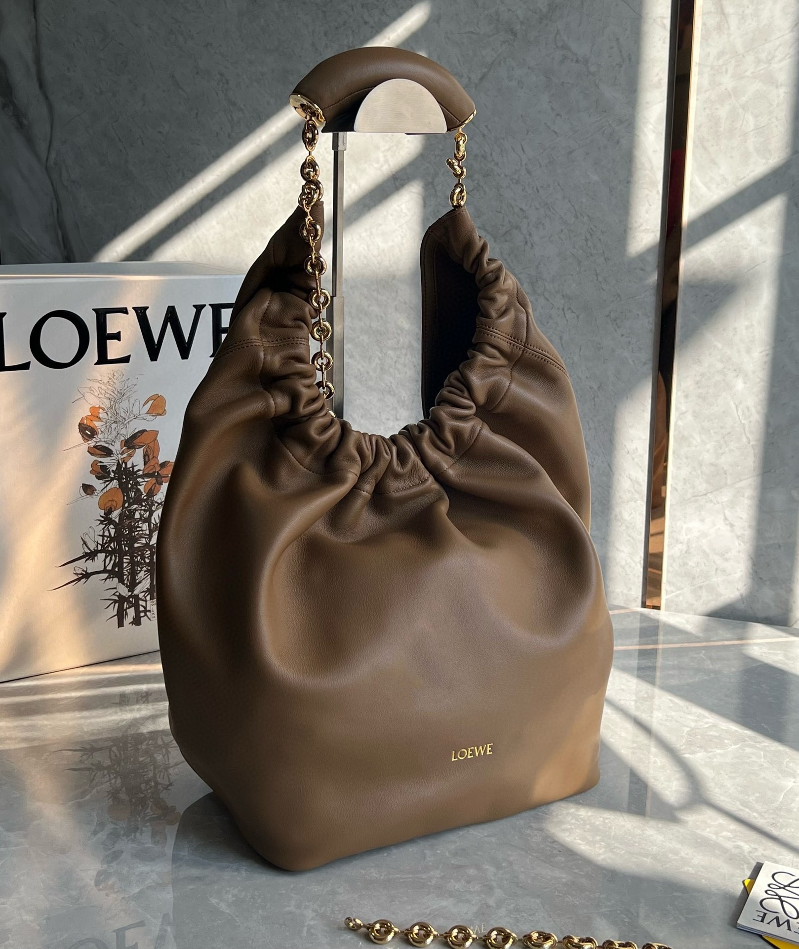 Loewe Medium Squeeze Bag in Brown Nappa Lambskin