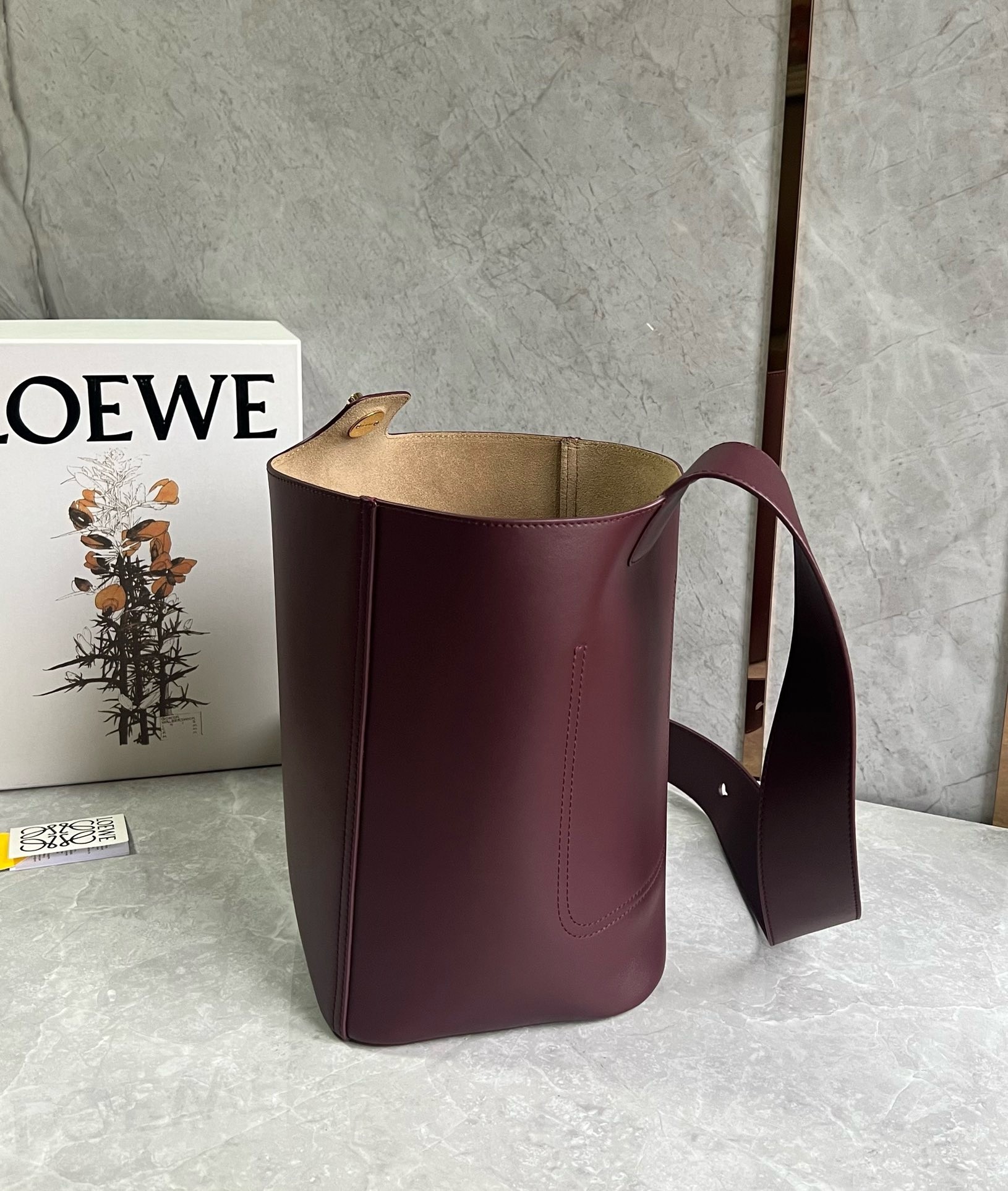 Loewe Medium Pebble Bucket Bag in Burgundy Calfskin