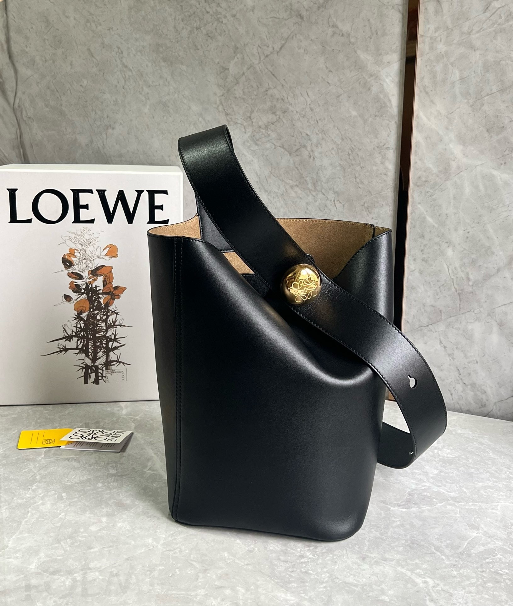 Loewe Medium Pebble Bucket Bag in Black Calfskin