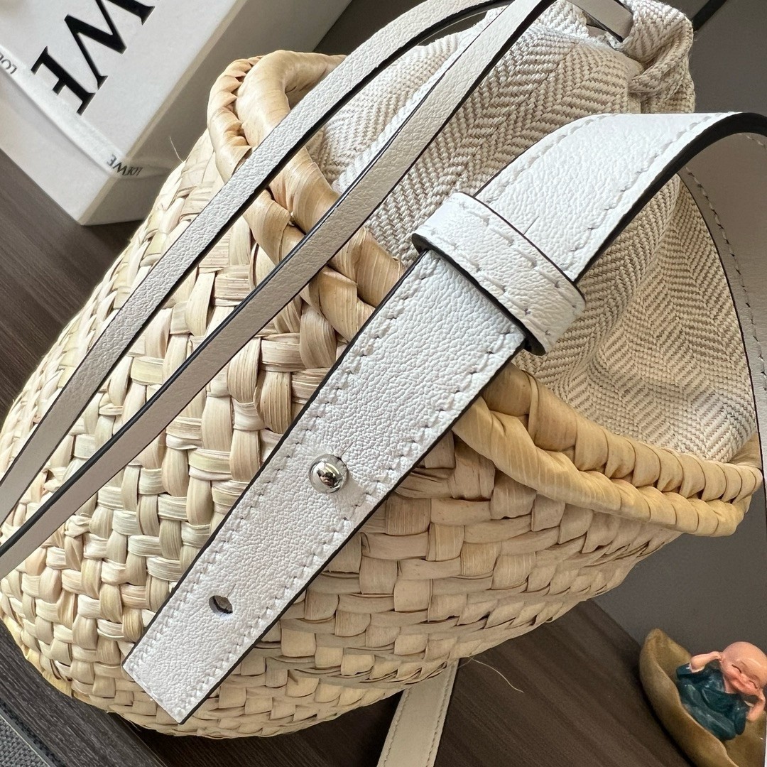 Loewe Drawstring Bucket Bag in Palm Leaf and White Calfskin