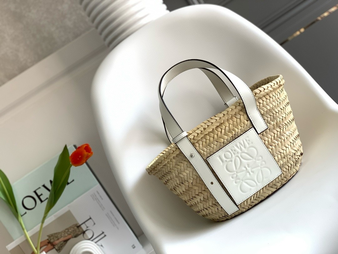 Loewe Small Basket Bag in Raffia and White Calfskin